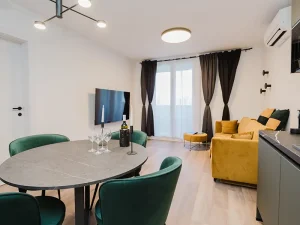 Apartmani za odmor, Semper Cons